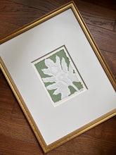Load image into Gallery viewer, Split leaf in Green I
